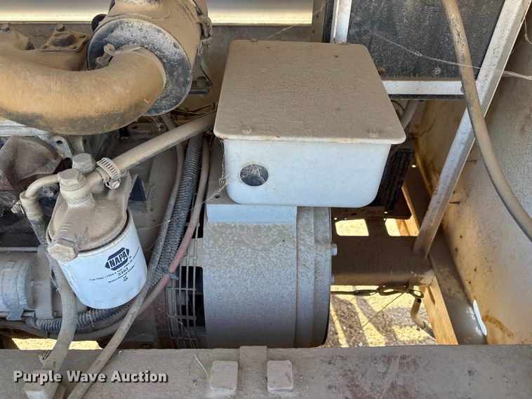 image for item EC8061 1996 Magnum 4060 IMH light plant