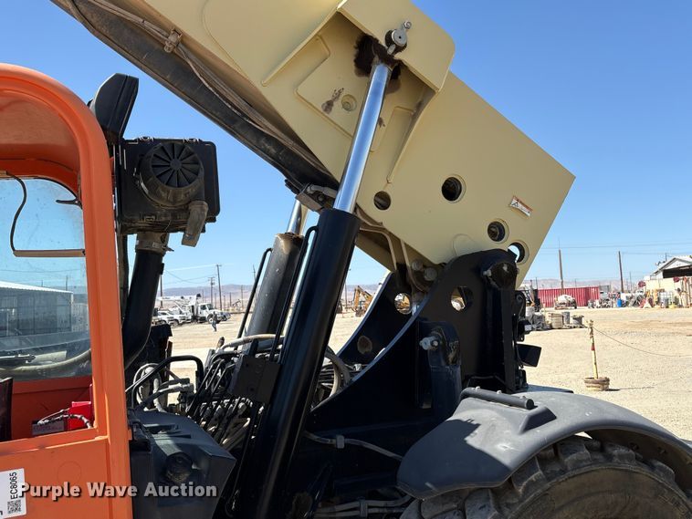 image for item EC8065 2015 JLG G12-55A telehandler