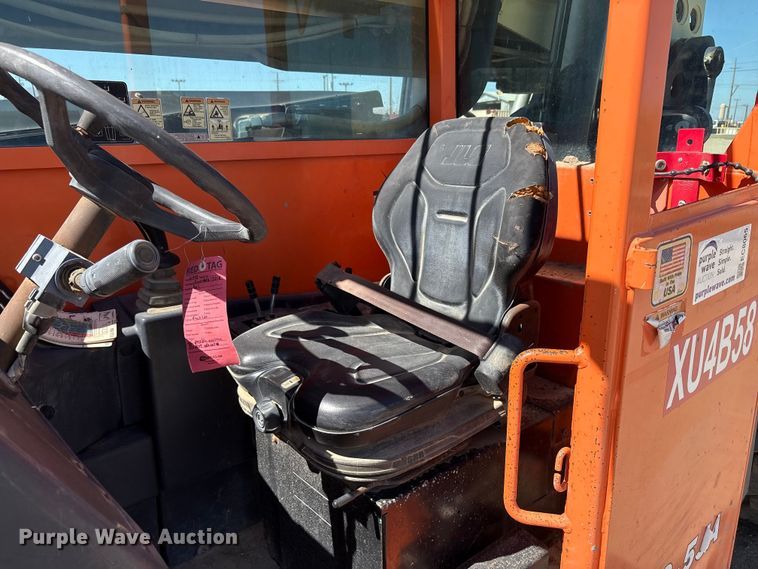 image for item EC8065 2015 JLG G12-55A telehandler