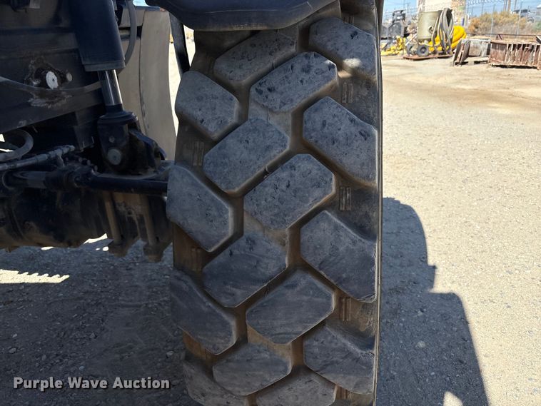 image for item EC8065 2015 JLG G12-55A telehandler