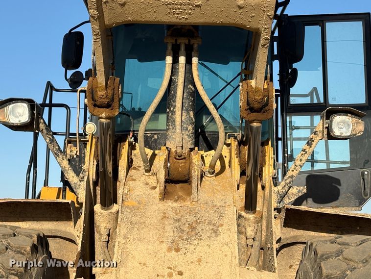 image for item EC8087 2014 Caterpillar 950K wheel loader