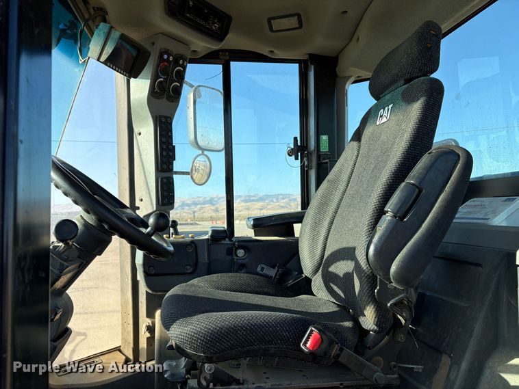 image for item EC8087 2014 Caterpillar 950K wheel loader