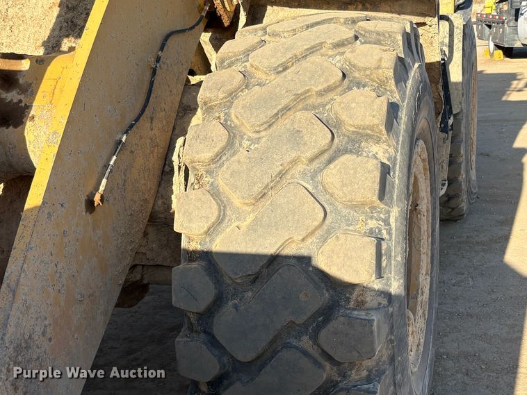 image for item EC8087 2014 Caterpillar 950K wheel loader