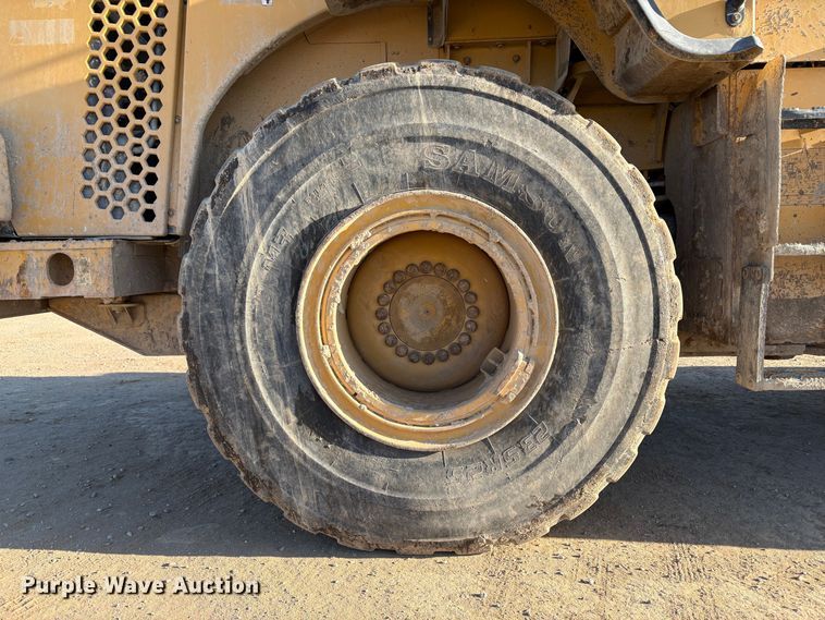image for item EC8087 2014 Caterpillar 950K wheel loader