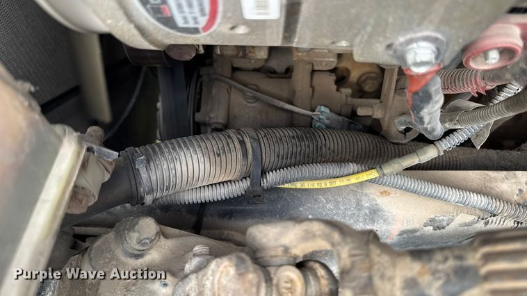 image for item ED1526 2006 Freightliner Business Class M2 semi truck