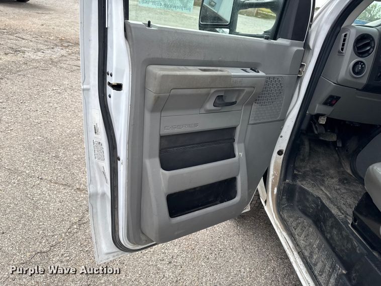 image for item ED1528 2018 Ford E450 IBAK sewer inspection truck