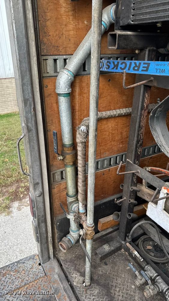 image for item ED1529 2017 Freightliner M2 box truck