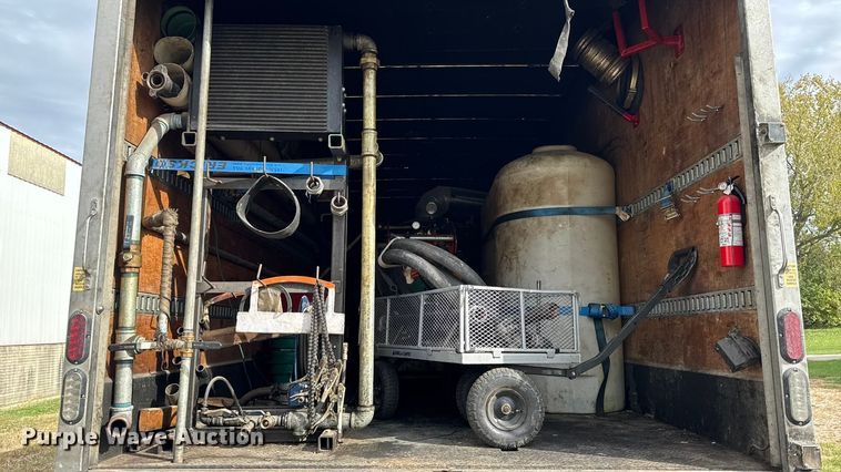 image for item ED1529 2017 Freightliner M2 box truck