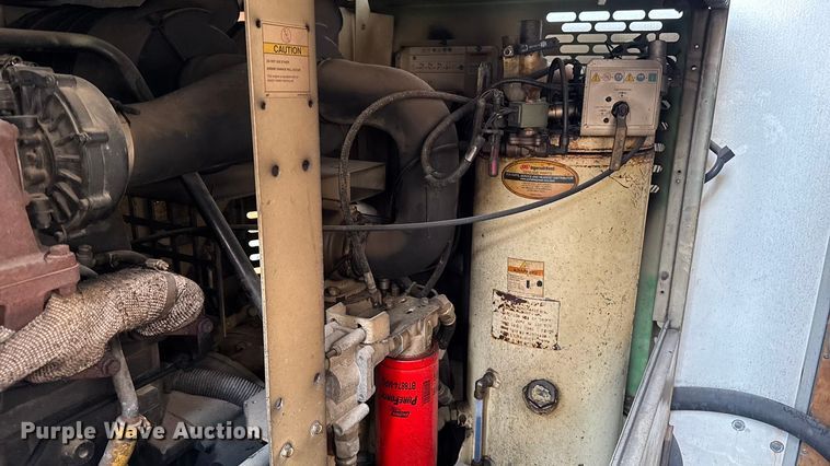 image for item ED1529 2017 Freightliner M2 box truck