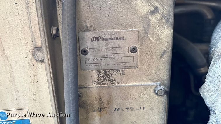 image for item ED1529 2017 Freightliner M2 box truck