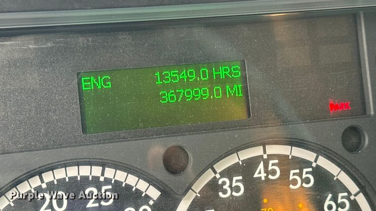 image for item ED1529 2017 Freightliner M2 box truck