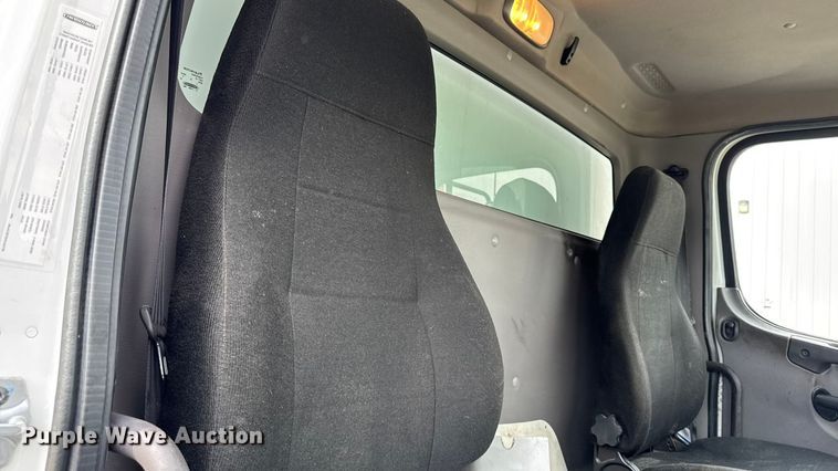 image for item ED1529 2017 Freightliner M2 box truck