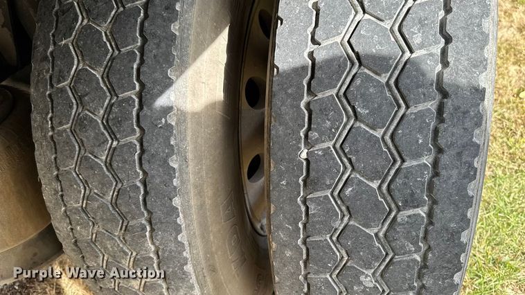 image for item ED1529 2017 Freightliner M2 box truck