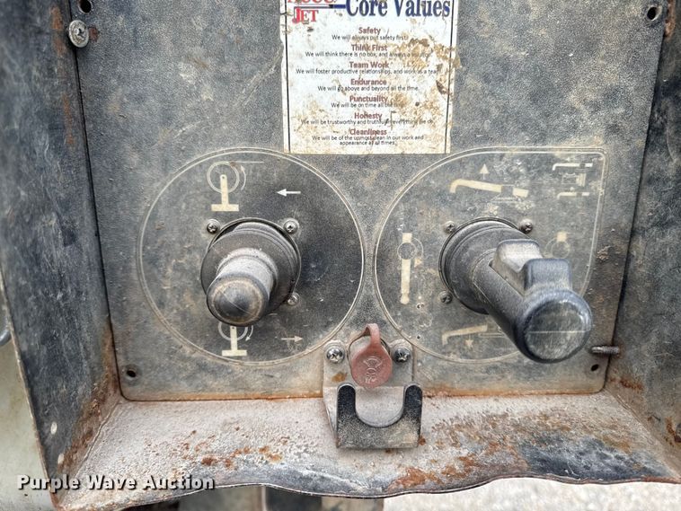 image for item ED1530 2015 Freightliner 108SD sewer jetter truck