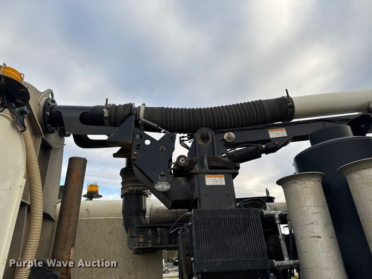 image for item ED1530 2015 Freightliner 108SD sewer jetter truck