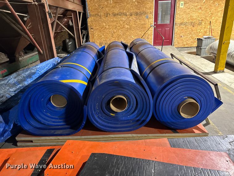 image for item ED1531 (5) wrestling mat rolls