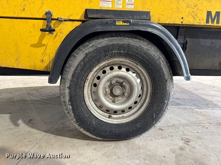 image for item ED1534 2012 Kaeser M100 air compressor