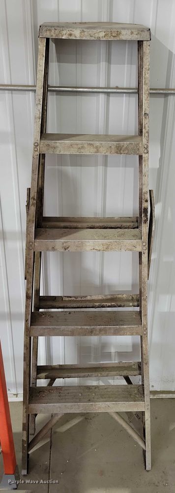 image for item ED1535 (4) ladders