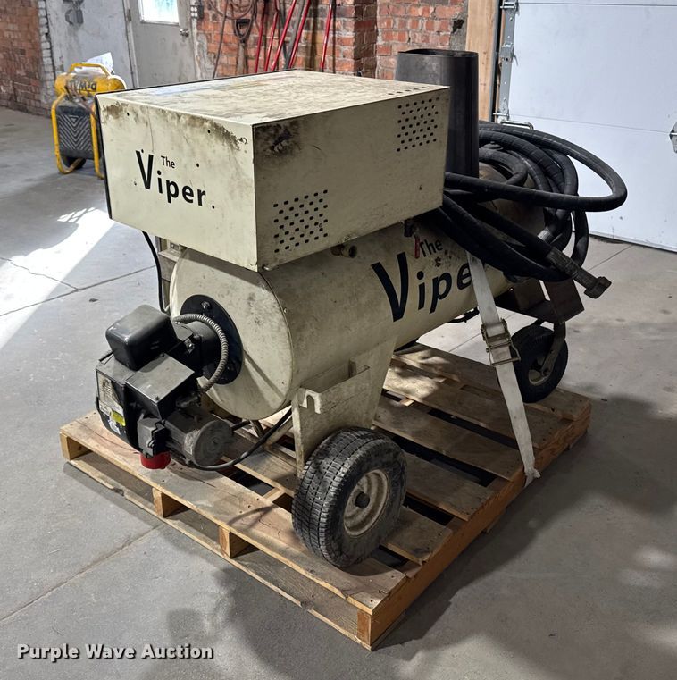 image for item ED1549 Perma-Liner Viper steamer