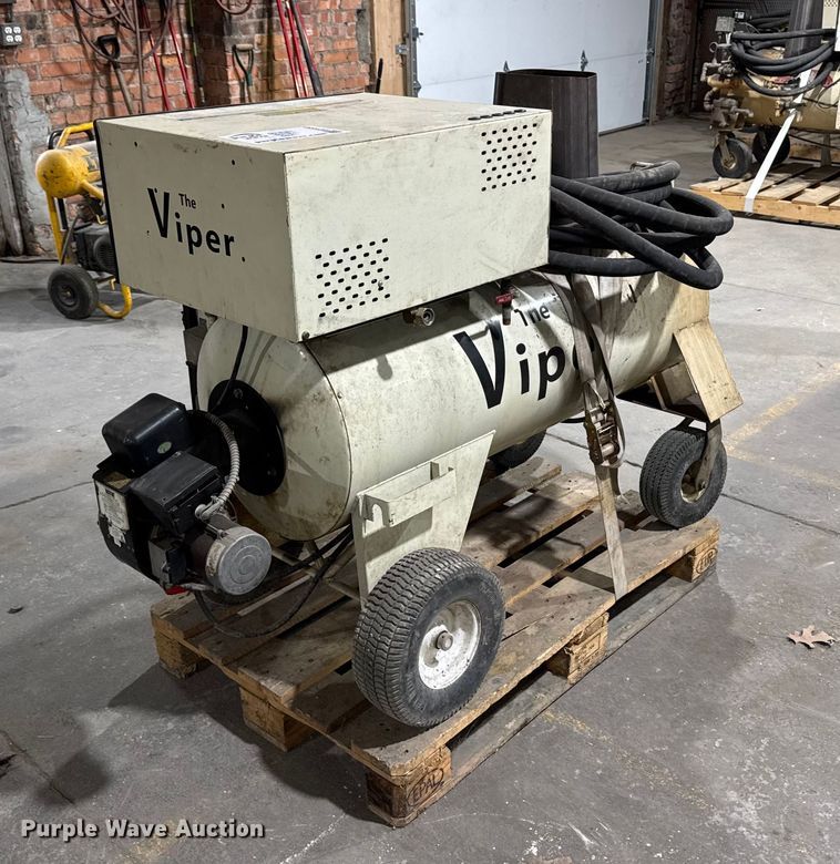 image for item ED1550 Perma-Liner Viper steamer