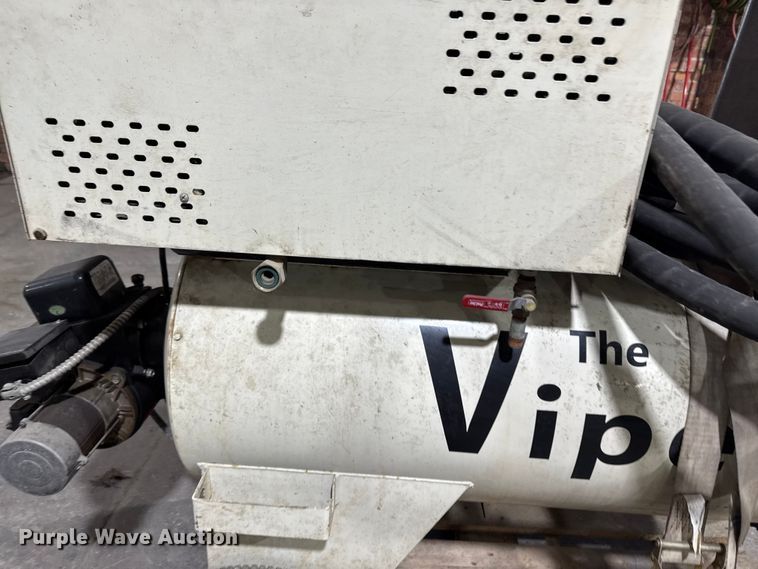 image for item ED1550 Perma-Liner Viper steamer