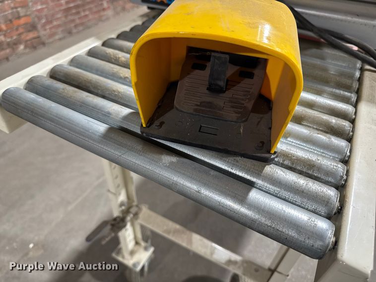 image for item ED1552 FixALine Wet out roller