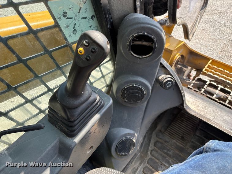 image for item ED2224 2020 Caterpillar 299D3 tracked skid steer loader