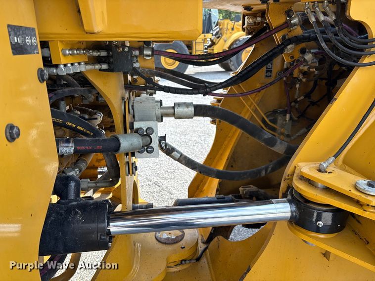 image for item ED2226 2017 Caterpillar 966M wheel loader