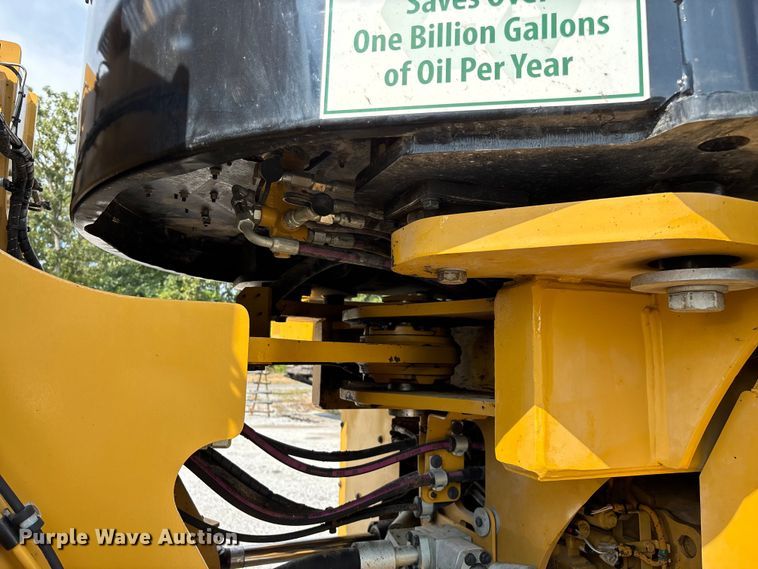 image for item ED2226 2017 Caterpillar 966M wheel loader