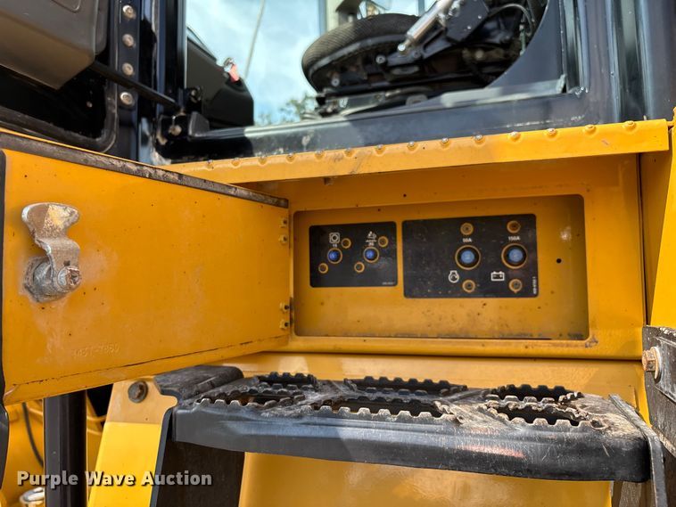 image for item ED2226 2017 Caterpillar 966M wheel loader