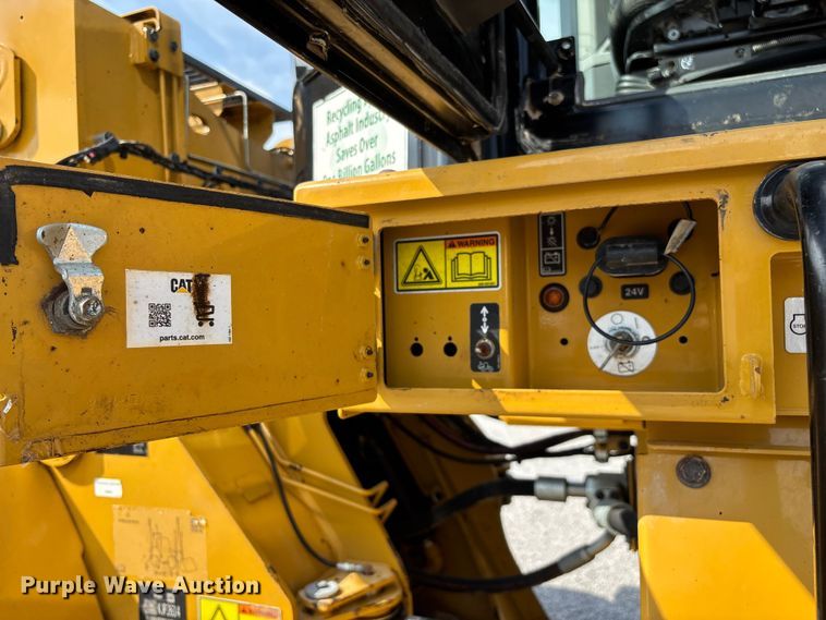 image for item ED2226 2017 Caterpillar 966M wheel loader
