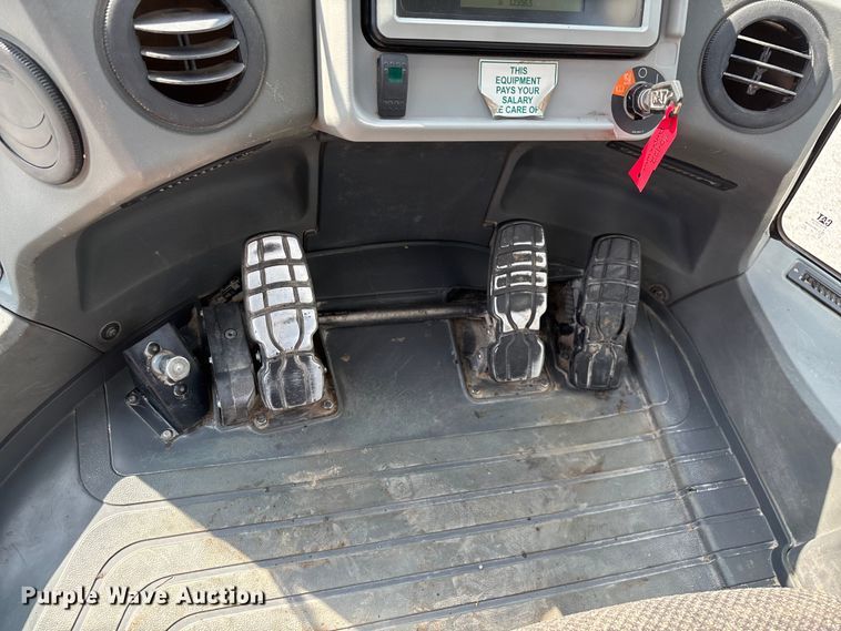 image for item ED2226 2017 Caterpillar 966M wheel loader