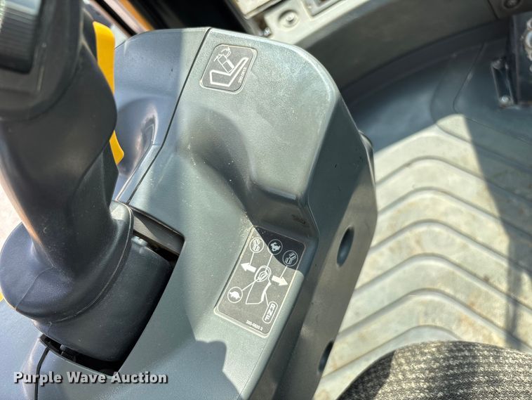 image for item ED2226 2017 Caterpillar 966M wheel loader