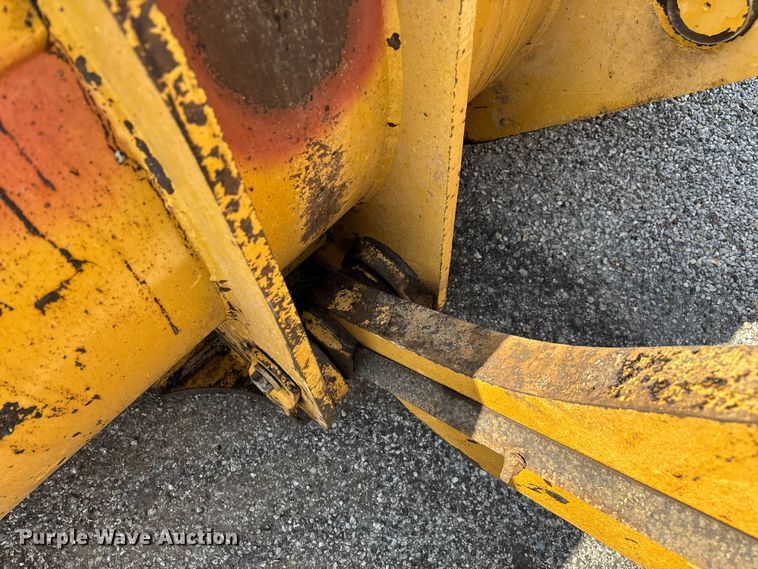 image for item ED2227 2008 Caterpillar 966H wheel loader