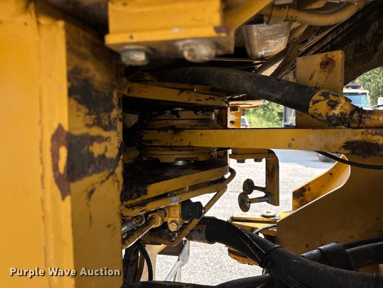 image for item ED2227 2008 Caterpillar 966H wheel loader