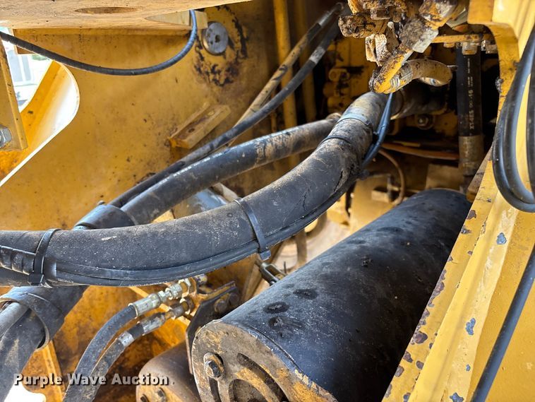 image for item ED2227 2008 Caterpillar 966H wheel loader