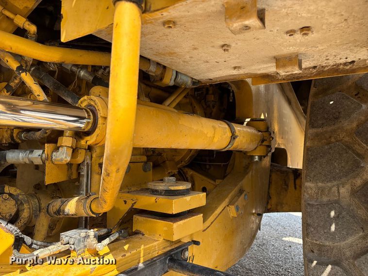 image for item ED2227 2008 Caterpillar 966H wheel loader