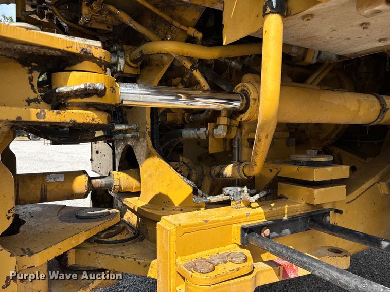 image for item ED2227 2008 Caterpillar 966H wheel loader