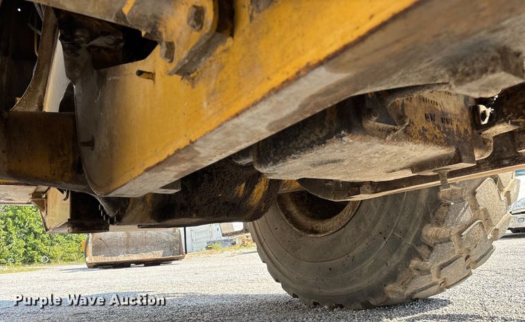 image for item ED2227 2008 Caterpillar 966H wheel loader