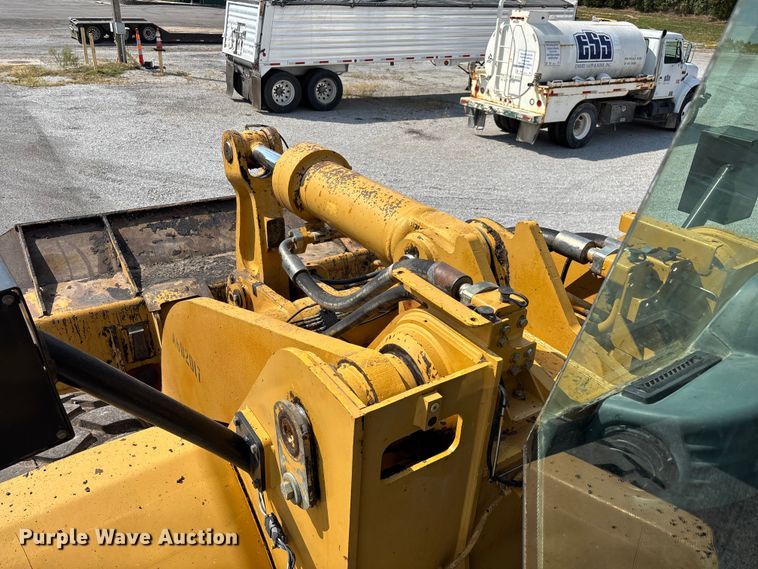 image for item ED2227 2008 Caterpillar 966H wheel loader