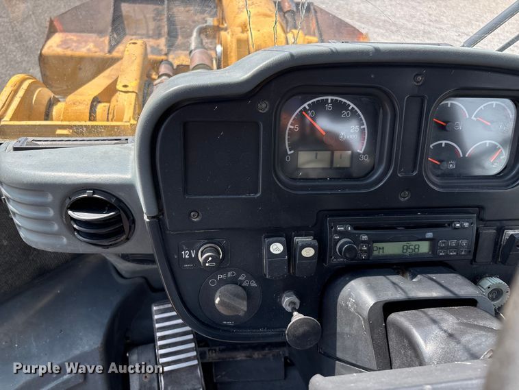 image for item ED2227 2008 Caterpillar 966H wheel loader