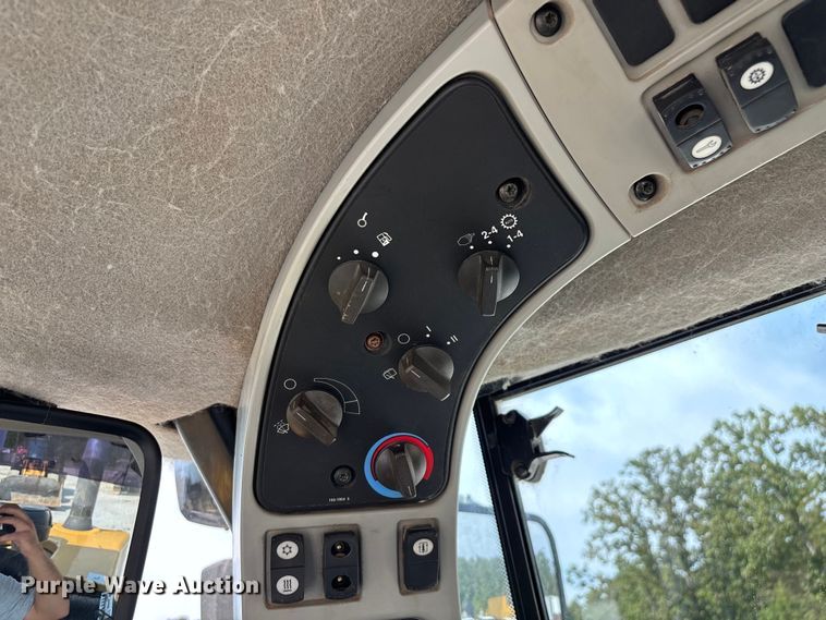 image for item ED2227 2008 Caterpillar 966H wheel loader