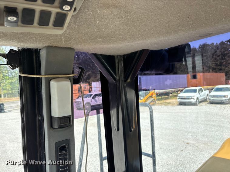 image for item ED2227 2008 Caterpillar 966H wheel loader