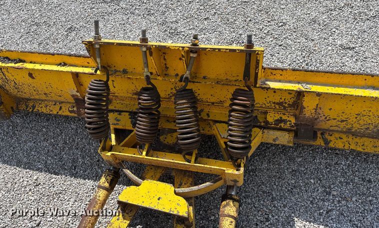 image for item ED2245 Superior Broom DT80K broom