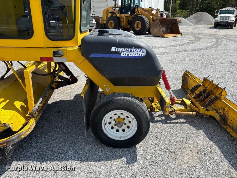 image for item ED2245 Superior Broom DT80K broom