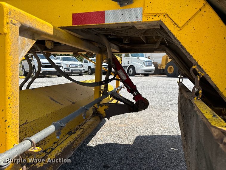 image for item ED2245 Superior Broom DT80K broom