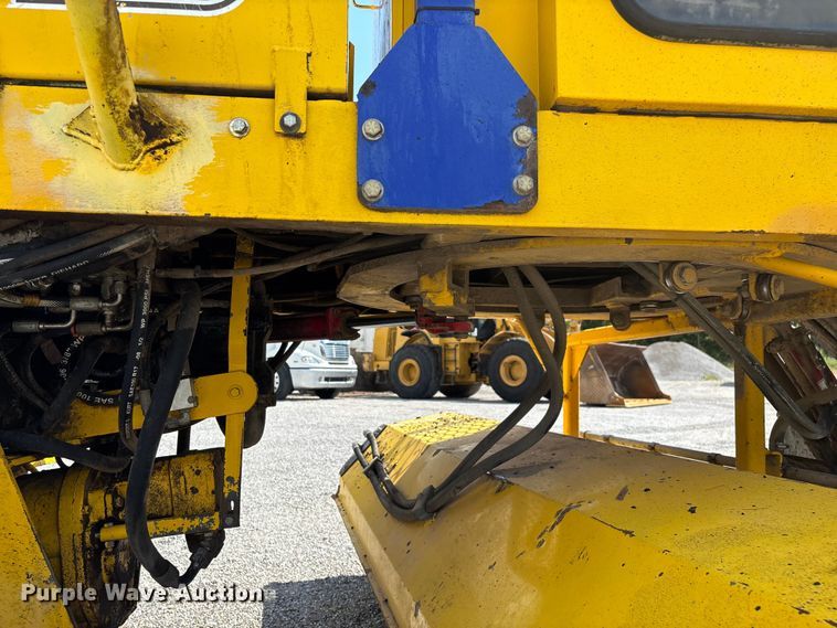 image for item ED2245 Superior Broom DT80K broom