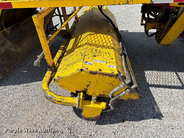 image for item ED2245 Superior Broom DT80K broom