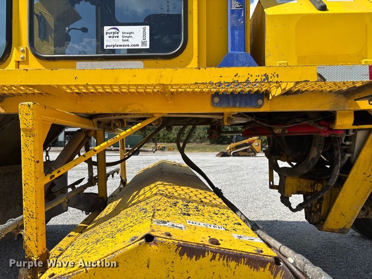 image for item ED2245 Superior Broom DT80K broom