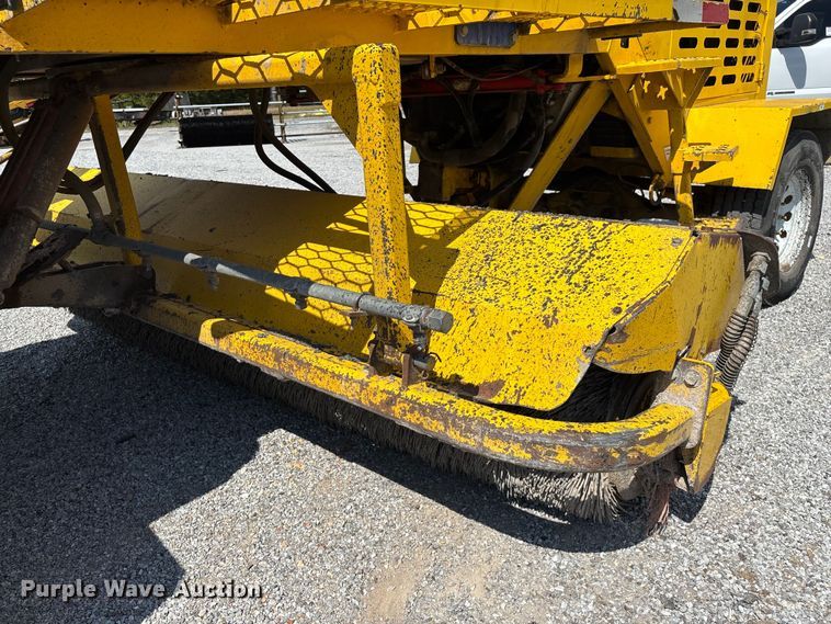 image for item ED2245 Superior Broom DT80K broom